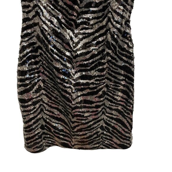 LULUS Acting Wild Sequin Animal Print One-shoulder Mini Dress in Black Size S - Picture 5 of 13